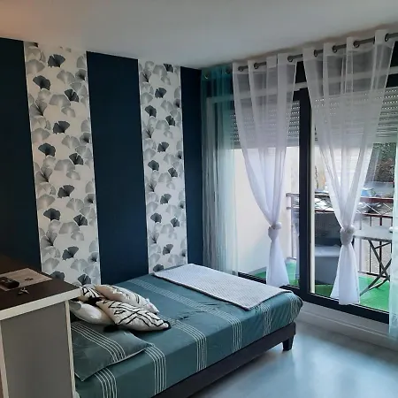 T1 Hyper Centre Avec Balcon