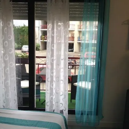 Apartment T1 Hyper Centre Avec Balcon Bordeaux