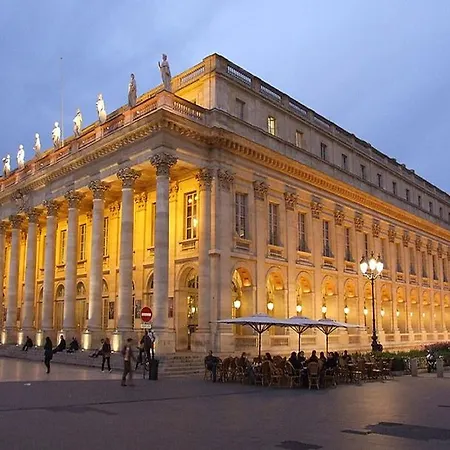 شقة T1 Hyper Centre Avec Balcon